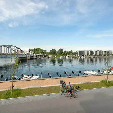 Feriehus Luxury Center Harbour 2 Bedroom Sønderborg