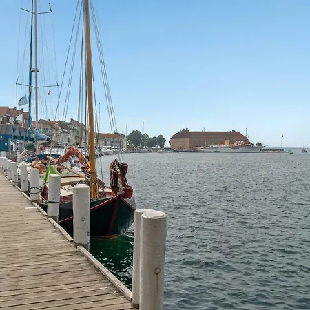 Feriehus Luxury Center Harbour 2 Bedroom